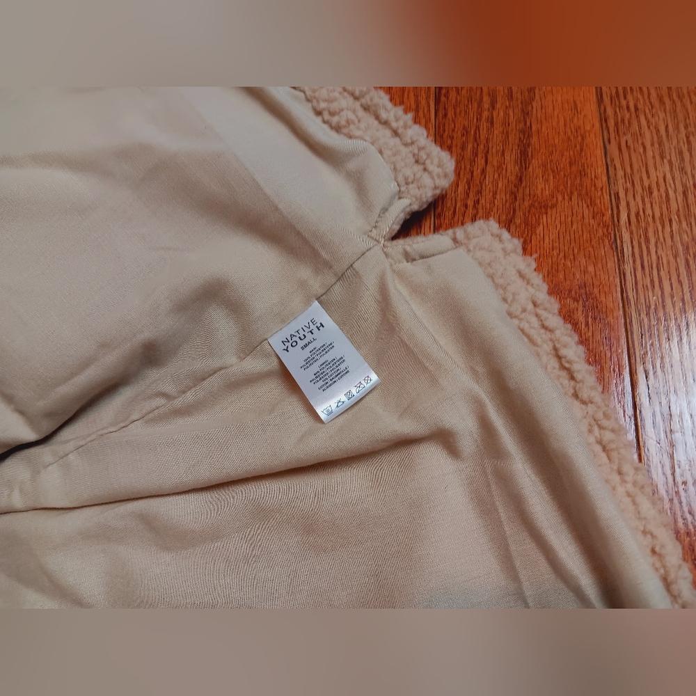 Native Youth Collar Button Down Teddy Bear Jacket - image 7